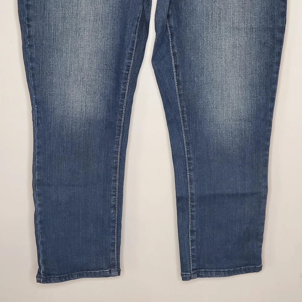 NWT Torrid Sky High Skinny Crop Jeans Super high rise size‎ 12